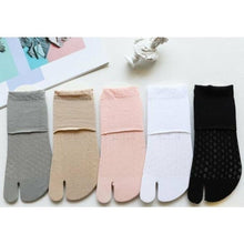 Charger l'image dans la galerie, 5 Paires de chaussettes tabi en coton brodé - Kimono Japonais