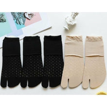 Charger l'image dans la galerie, 5 Paires de chaussettes tabi en coton brodé - Kimono Japonais