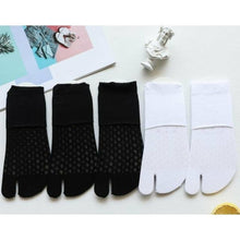 Charger l'image dans la galerie, 5 Paires de chaussettes tabi en coton brodé - Kimono Japonais