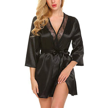 Charger l'image dans la galerie, Kimono Satin Court Sexy – Peignoir Femme Col V Élégant | Robe Nuit Été