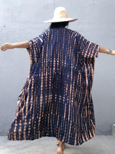 Charger l'image dans la galerie, Beach Cover Ups for Swimwear Women Black Tie Dye Kimono Swimwear Cape Summer Dress