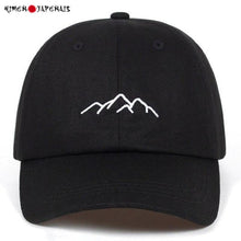 Charger l'image dans la galerie, Casquette Japonaise Iwaki avec broderie élégante du mont Iwaki, parfaite pour un look stylé et décontracté.