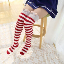 Charger l'image dans la galerie, Chaussettes Japonaises hautes ours Kawaii - Kimono Japonais