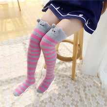 Charger l'image dans la galerie, Chaussettes Japonaises hautes ours Kawaii - Kimono Japonais