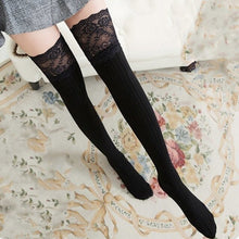 Charger l'image dans la galerie, Chaussettes Japonaises Kawaii en tricot - Kimono Japonais