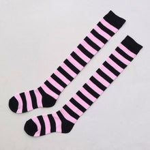 Charger l'image dans la galerie, Chaussettes Japonaises pastelles Kawaii à rayures - Kimono Japonais