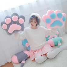 Charger l'image dans la galerie, Coussin Kawaii Patte de chat - Kimono Japonais