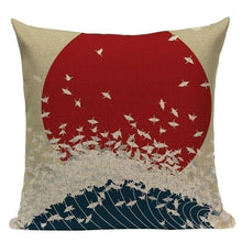 Charger l'image dans la galerie, Housse de coussin envol de grues - Kimono Japonais