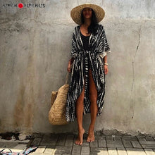 Charger l'image dans la galerie, KIMONO FEMME NOIRE À NOUAGES BLANCS - Kimono Japonais