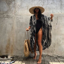 Charger l'image dans la galerie, KIMONO FEMME NOIRE À NOUAGES BLANCS - Kimono Japonais