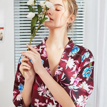 Charger l'image dans la galerie, Kimono Femme Rouge Fleurs estivales - Kimono Japonais