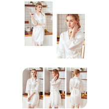 Charger l'image dans la galerie, Kimono Femme Satin Blanc Dentelles - Kimono Japonais