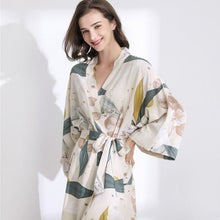 Charger l&#39;image dans la galerie, Kimono Femme Satin Blanc Nature Japonaise - Kimono Japonais
