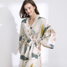 Charger l'image dans la galerie, Kimono Femme Satin Blanc Nature Japonaise - Kimono Japonais