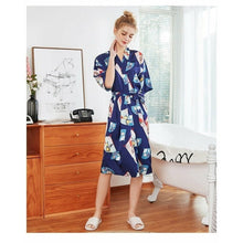 Charger l'image dans la galerie, Kimono Femme Satin Bleu Eventail - Kimono Japonais