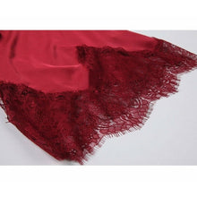 Charger l'image dans la galerie, Kimono Femme Satin Bordeaux Sensuel - Kimono Japonais