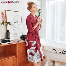 Charger l'image dans la galerie, Kimono Femme Satin Bordeaux Vague Kanagawa - Kimono Japonais