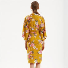 Charger l'image dans la galerie, Kimono Femme Satin Jaune floral - Kimono Japonais