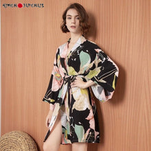 Charger l'image dans la galerie, Kimono Femme Satin Romance - Kimono Japonais