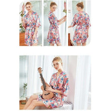 Charger l'image dans la galerie, Kimono Femme Satin Rose Bouquet Bleu - Kimono Japonais