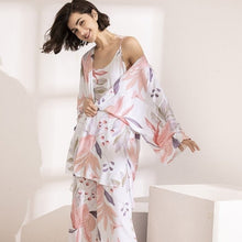 Charger l'image dans la galerie, Kimono Femme Satin Set Pyjama Saisons - Kimono Japonais