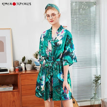 Charger l'image dans la galerie, Kimono Femme Satin Vert Bouquet magique - Kimono Japonais
