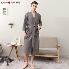 Charger l'image dans la galerie, Kimono homme Abeille en coton léger.