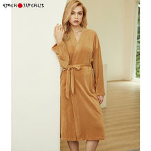 Charger l'image dans la galerie, KIMONO PEIGNOIR FEMME VELOUR MARRON - Kimono Japonais