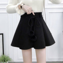 Charger l'image dans la galerie, Mini Jupe Japonaise Classique - Kimono Japonais