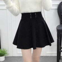 Charger l'image dans la galerie, Mini Jupe Japonaise Classique - Kimono Japonais