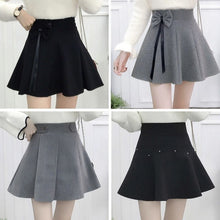 Charger l'image dans la galerie, Mini Jupe Japonaise Classique - Kimono Japonais