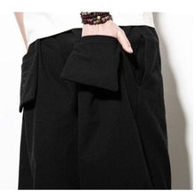 Charger l'image dans la galerie, Pantacourt Kimono Noir Carpe Koi du Japon Kimonojaponais