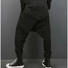 Charger l'image dans la galerie, Pantalon Ázumi noir, un style casual et unique inspiré du kimono, parfait pour le streetwear moderne.