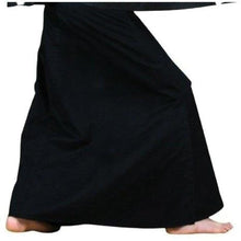 Charger l'image dans la galerie, Pantalon Robe Samourai Shingen noir, alliant tradition japonaise et style streetwear unique pour un confort optimal.