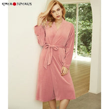 Charger l'image dans la galerie, PEIGNOIR FEMMEVELOUR ROSE - Kimono Japonais