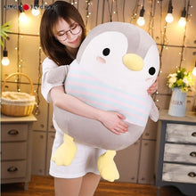 Charger l'image dans la galerie, Peluche Kawaii Flipper Le Pengouin - Kimono Japonais