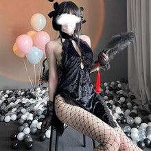 Charger l'image dans la galerie, ROBE COSPLAY JAPONAIS CHEONGSAM EN VELOURS - Kimono Japonais