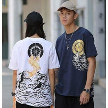 Charger l'image dans la galerie, T-shirt Carpe et lune T-shirts Kimonojaponais