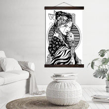 Charger l'image dans la galerie, Tableau japonais noir et blanc Geisha Gothique - Kimono Japonais