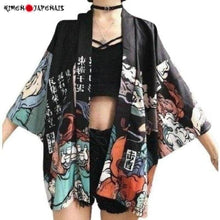Charger l'image dans la galerie, Veste Kimono Femme Gaku au design manga, parfaite pour un look moderne et décontracté. Idéale avec toute tenue streetwear.