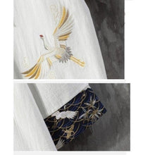 Charger l'image dans la galerie, Veste Kimono Kanpanyu avec élégantes grues japonaises brodées, parfaite pour un style chic et décontracté.