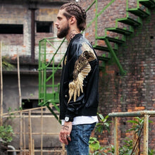 Charger l'image dans la galerie, VESTE SUKAJAN CUIR AILES ANGEL DORÉE NOIR - Kimono Japonais