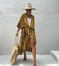 Charger l'image dans la galerie, Beach Cover Ups For Swimwear Women Black Tie Dye Kimono Swimsuit Cape Summer Dress 2022 Beachwear
