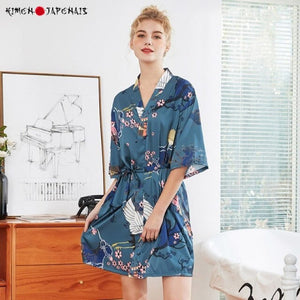 Kimono Femme Satin Bleu Sakura - Kimono Japonais