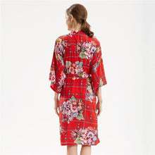 Charger l&#39;image dans la galerie, Kimono Femme Satin Pourpre floral - Kimono Japonais
