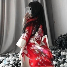 Charger l&#39;image dans la galerie, Kimono Femme Sexy ´ Sake´ Kimono sexy Kimonojaponais Rouge 
