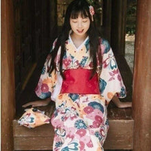 Charger l&#39;image dans la galerie, Kimono Traditionnel Futaba Kimono Femme Kimonojaponais 
