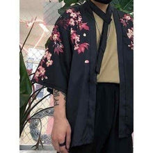 Charger l&#39;image dans la galerie, Veste Kimono Koi &amp; Fleurs Kimono Cardigan Haori mixte Kimonojaponais 
